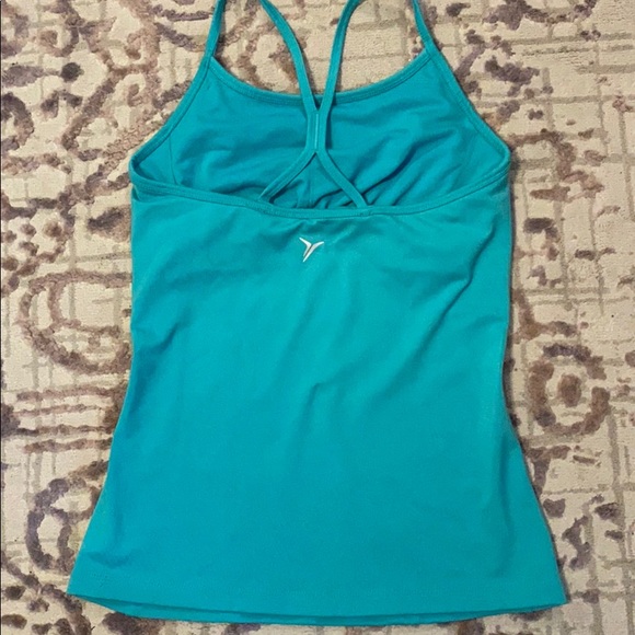 Old Navy active tank top - Picture 2 of 3